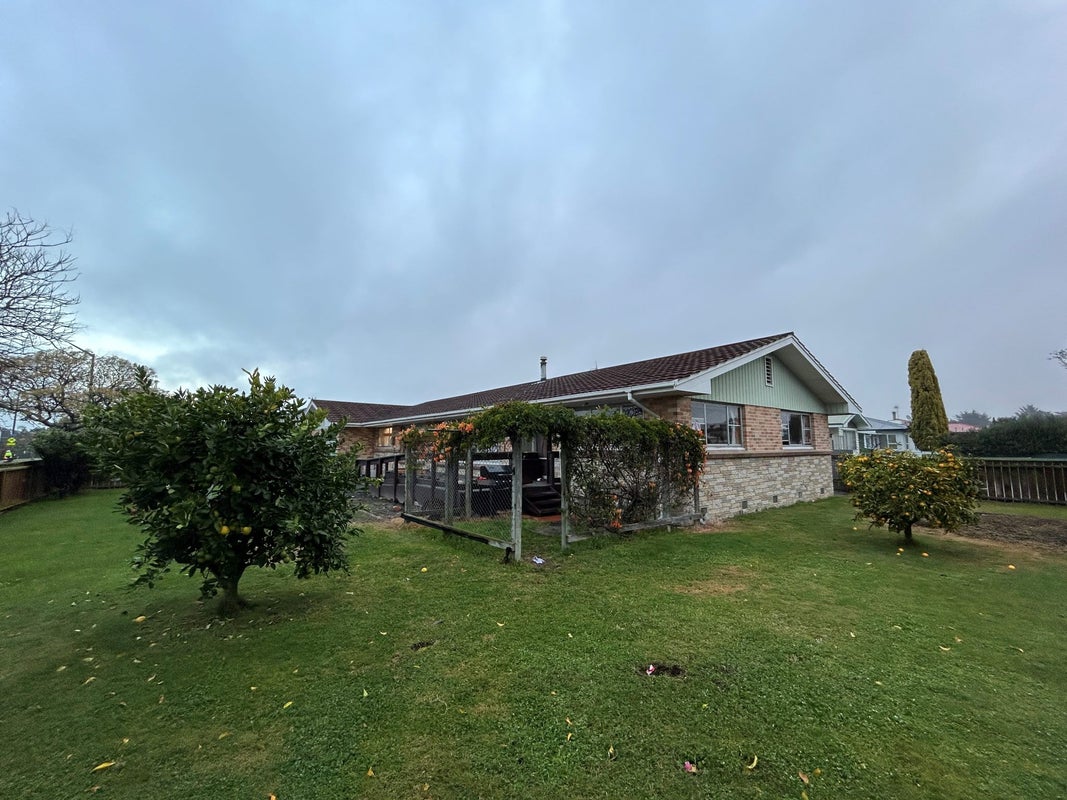 284 Kennedy Road, Onekawa, Napier - Carousel 1