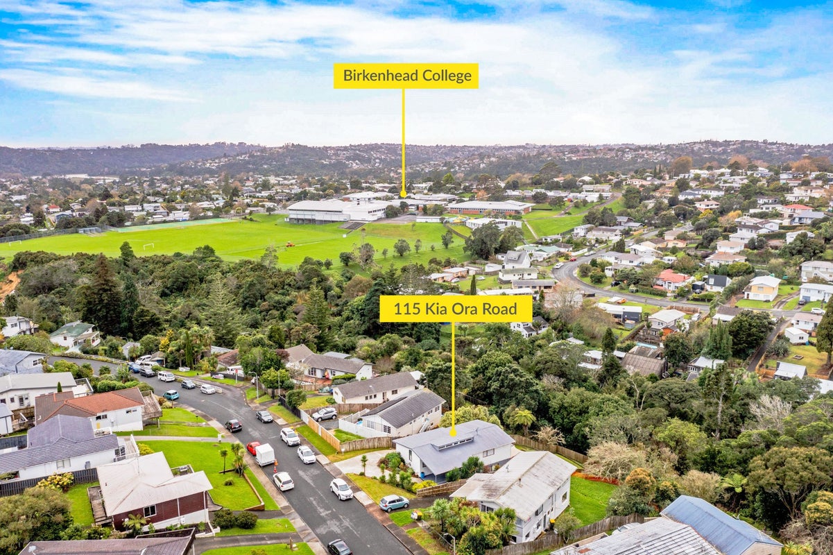 115 Kia Ora Road, Beach Haven, Auckland - Carousel 24