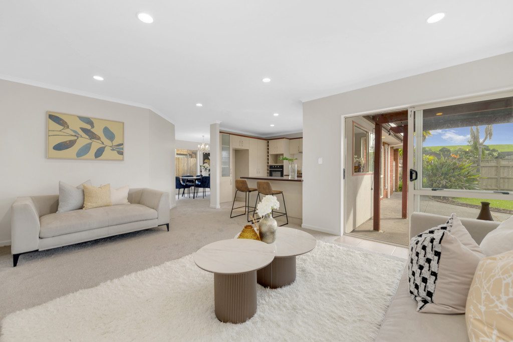 4 Derg Place, East Tamaki, Auckland - Carousel 2
