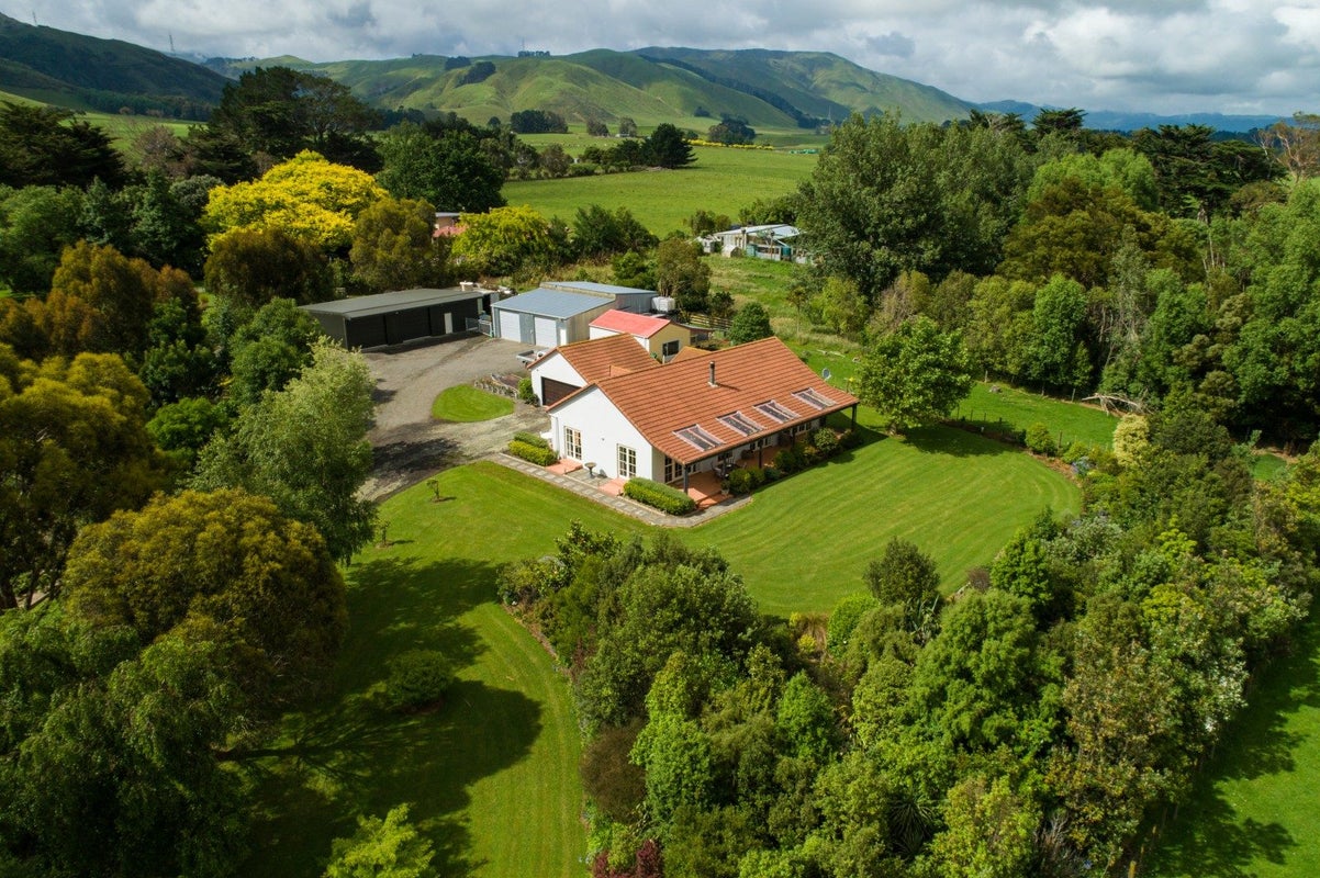 120 Williams Road, Tokomaru, Palmerston North - Carousel 2