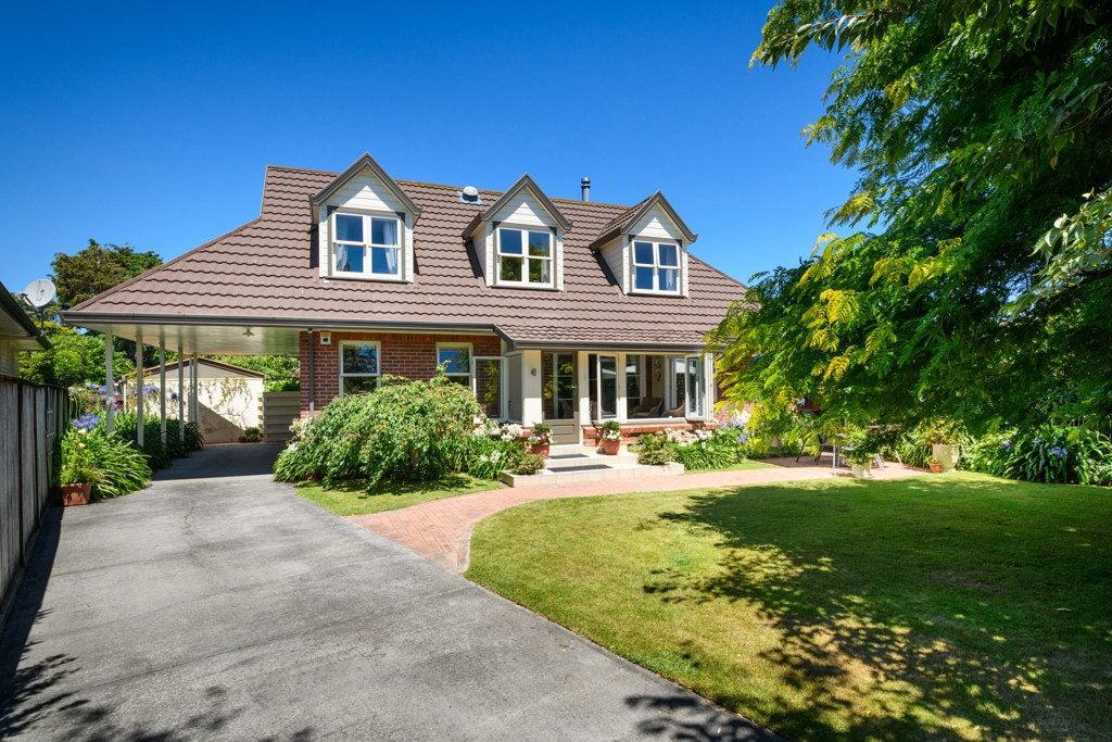 26 St Albans Avenue, Hokowhitu, Palmerston North - Carousel 2