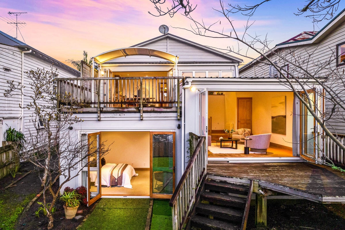 27 First Avenue, Kingsland, Auckland - Carousel 2