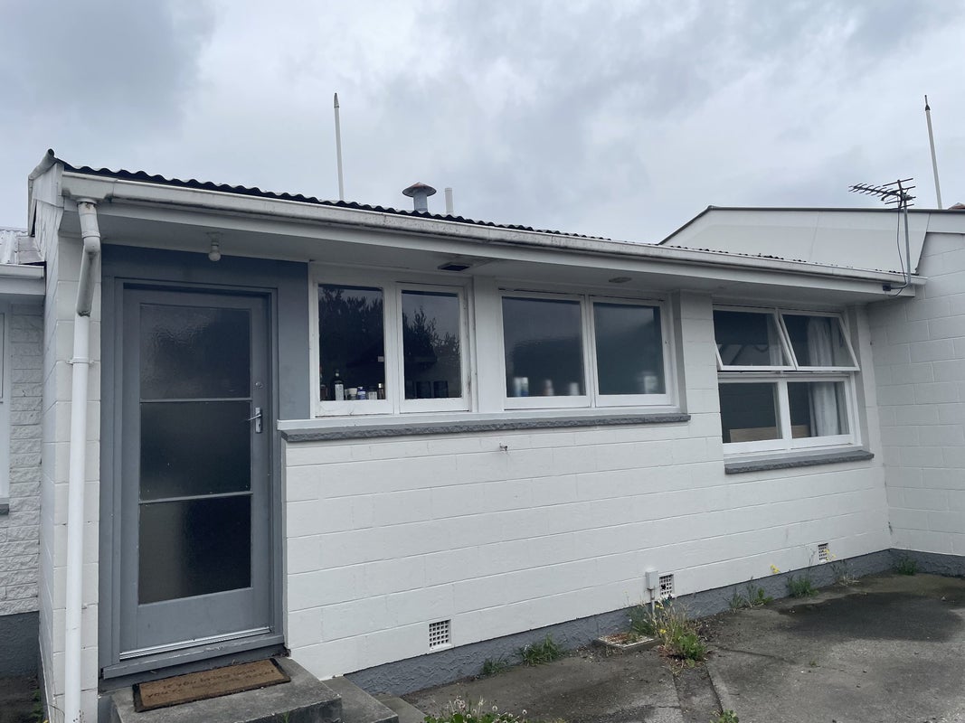 2/62 Barbour Street, Waltham, Christchurch - Carousel 7