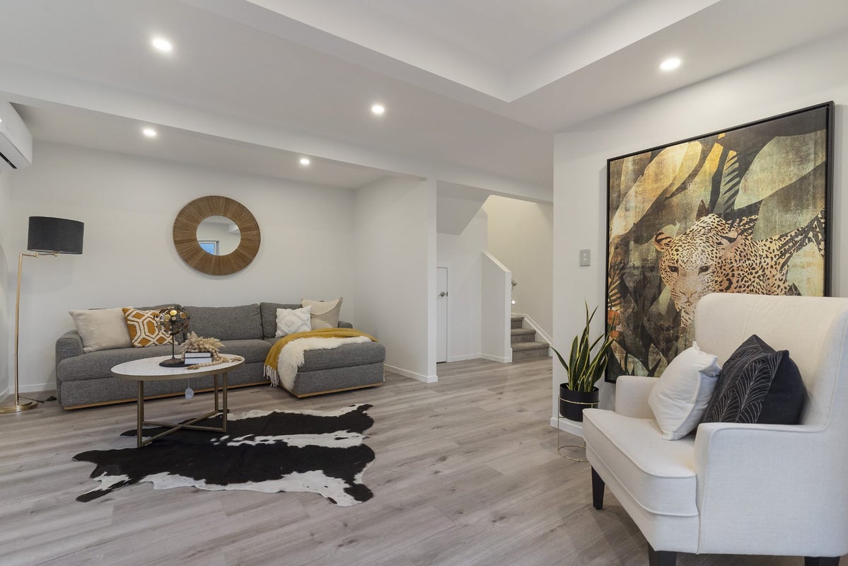 2/7 Louise Place, Browns Bay, Auckland - Carousel 2