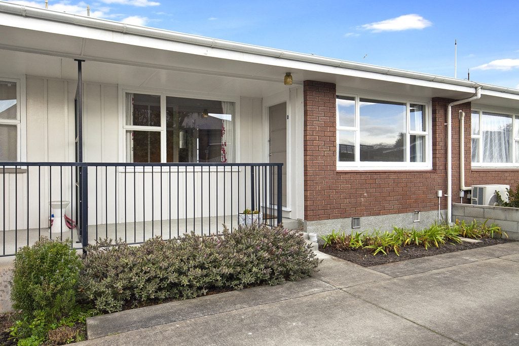 2/85 Hills Road, Edgeware, Christchurch - Carousel 2
