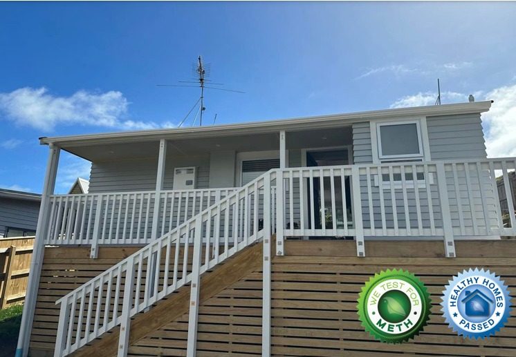 21 William Street, Waikanae Beach, Waikanae - Carousel 1