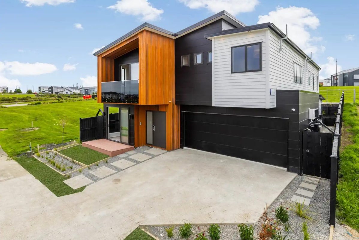 29 Seagreen Avenue, Rosehill, Papakura - Carousel 16