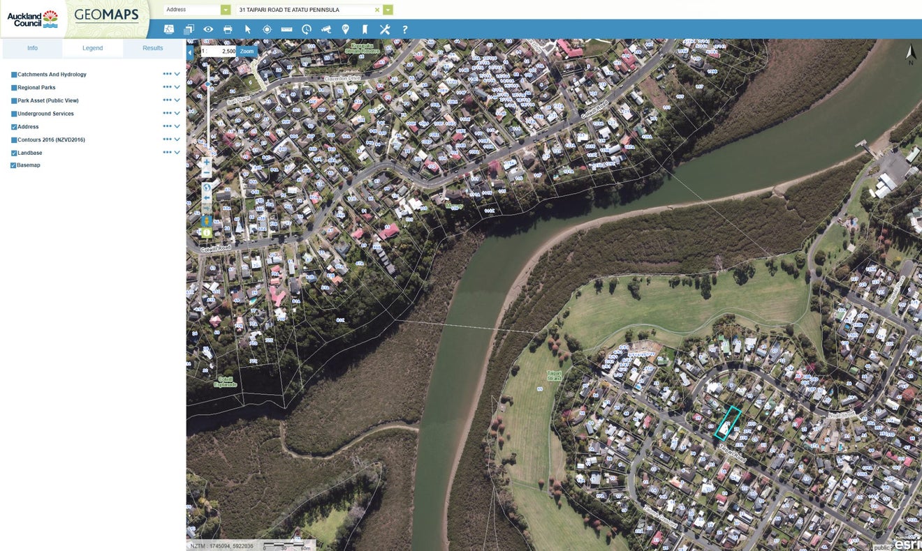 31 Taipari Road, Te Atatu Peninsula, Waitakere City, Auckland - Carousel 2