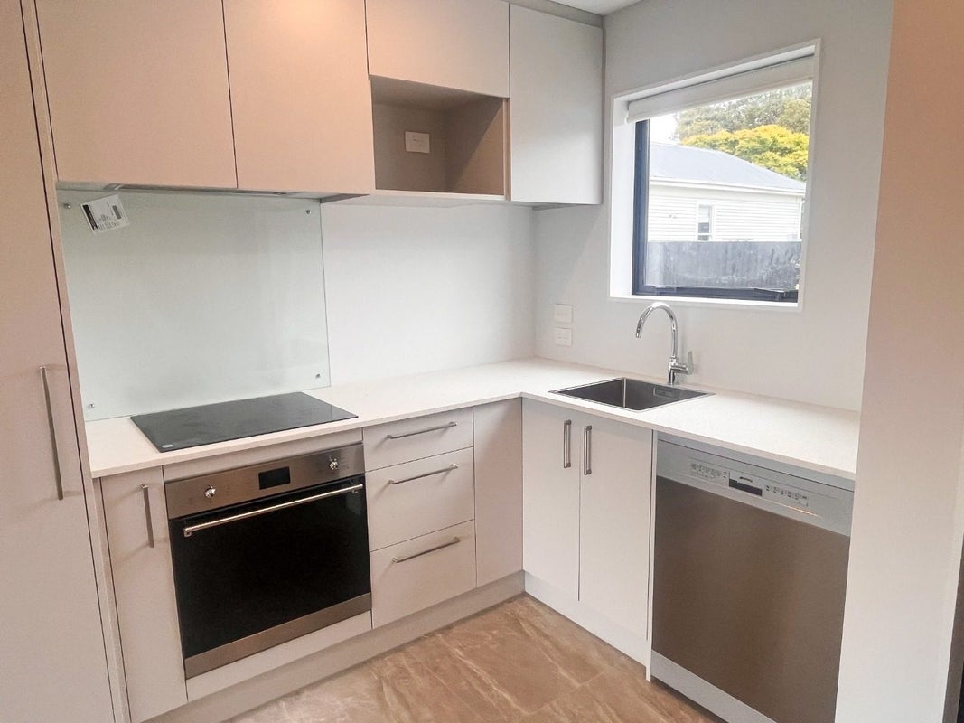 16/6 Trent Street, Linwood, Christchurch - Carousel 2