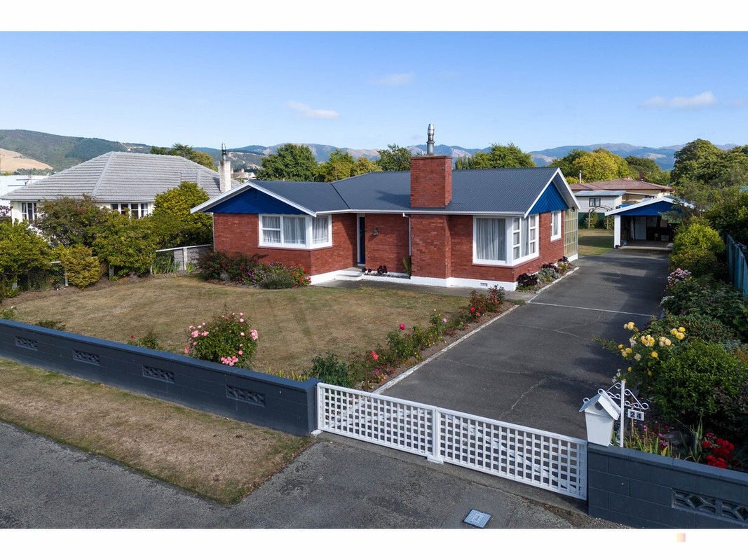 24 Rhodes Street, Waimate, Waimate - Carousel 35