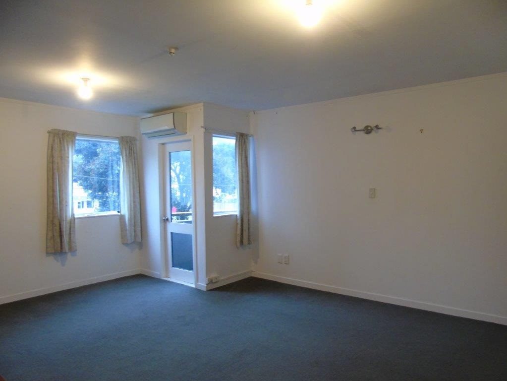305A Mansfield Street, Newtown, Wellington - Carousel 2