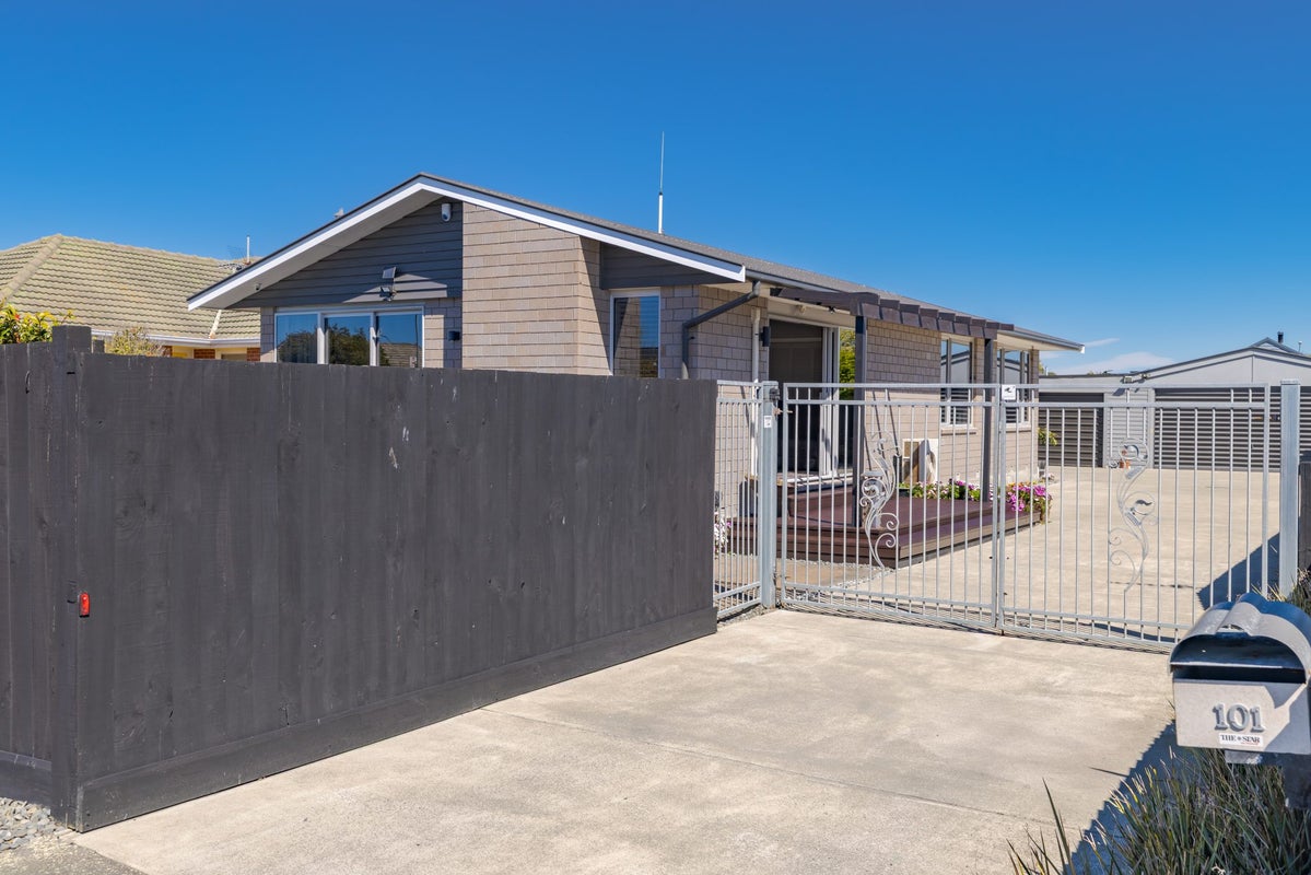 101 Effingham Street, North New Brighton, Christchurch - Carousel 22