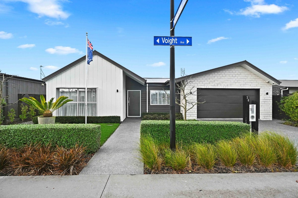 28 Voight Avenue, Chartwell, Hamilton - Carousel 1