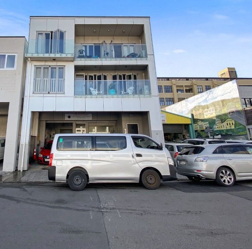 6/35 Home Street, Mount Victoria, Wellington - Carousel 1