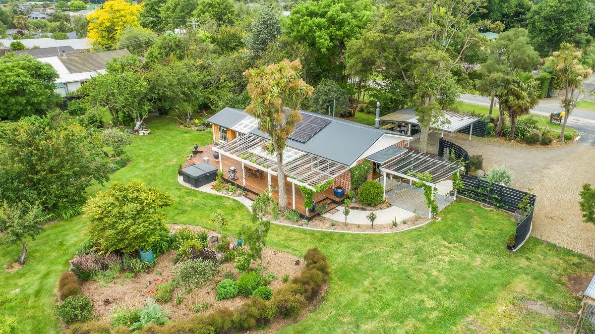 5 Canterbury Street, Ashley, Rangiora - Carousel 1