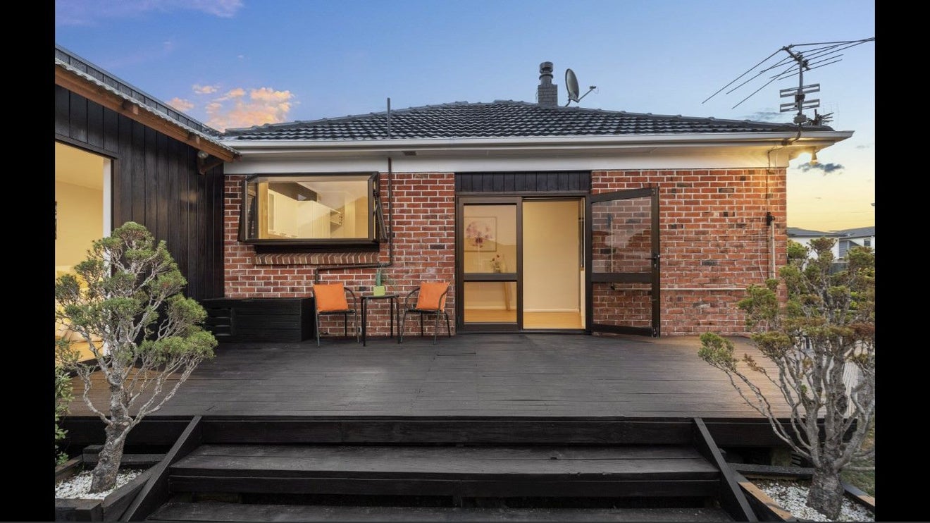 55 Cambridge Terrace, Papatoetoe, Auckland - Carousel 13