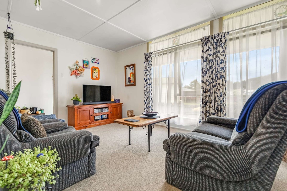 85 Ngatai Street, Taumarunui - Carousel 2