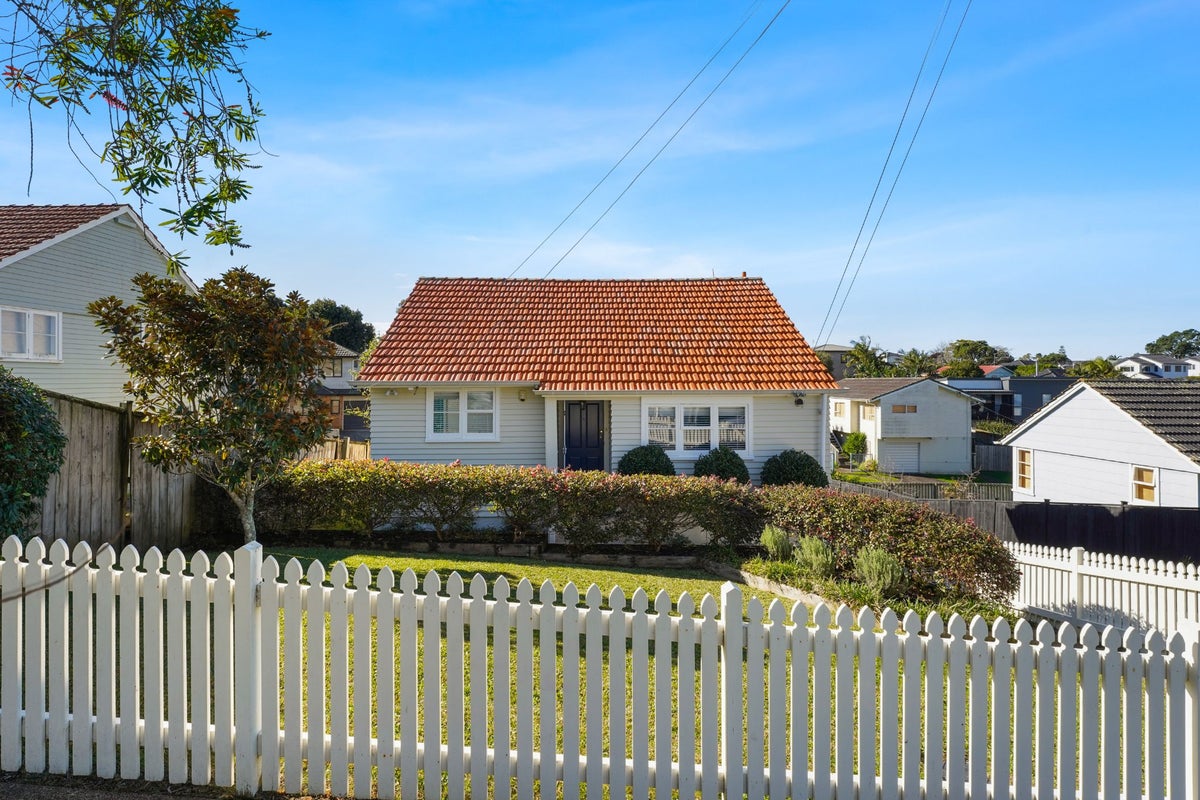 66 Castledine Crescent, Glen Innes, Auckland - Carousel 22