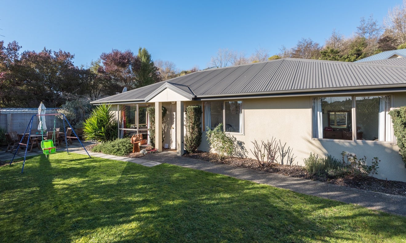 14 Burrough Place, Enner Glynn, Nelson - Carousel 1