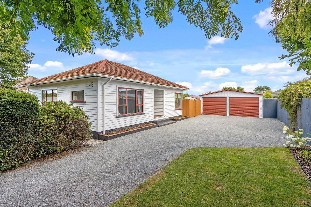 80 Springs Road, Hornby, Christchurch - Carousel 1