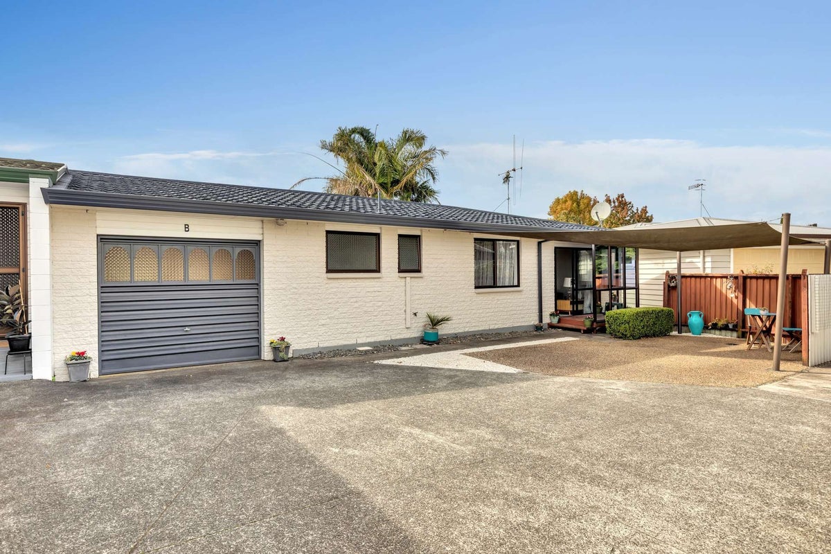 183B Waihi Road, Judea, Tauranga - Carousel 1