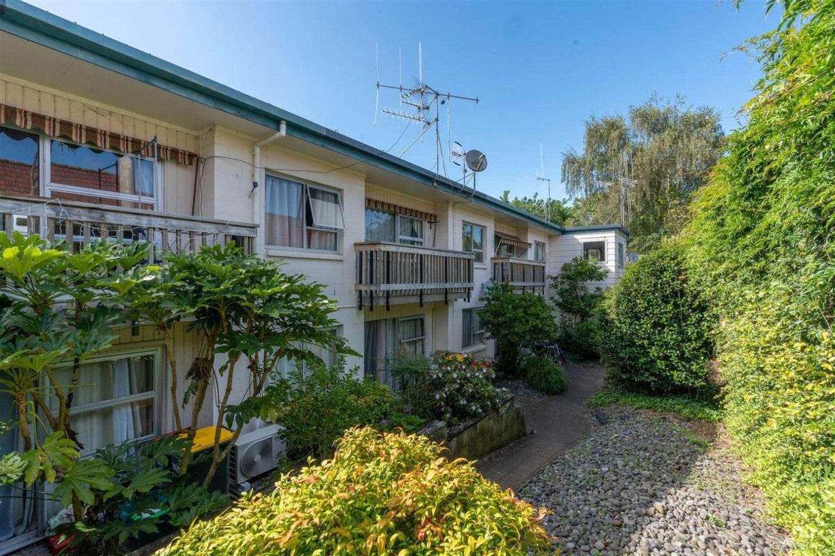 6/289 Ulster Street, Whitiora, Hamilton - Carousel 13