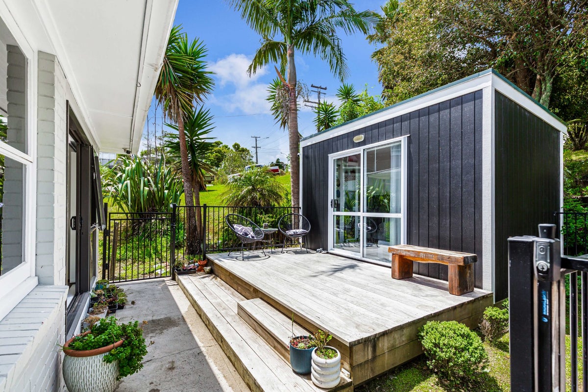 200 Don Buck Road, Massey, Auckland - Carousel 2