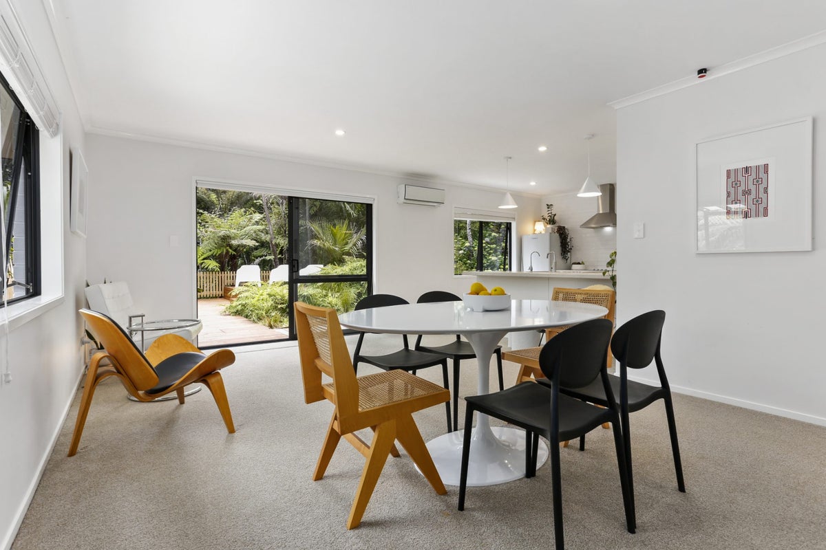 228 Mountain Road, Henderson Valley, Auckland - Carousel 2