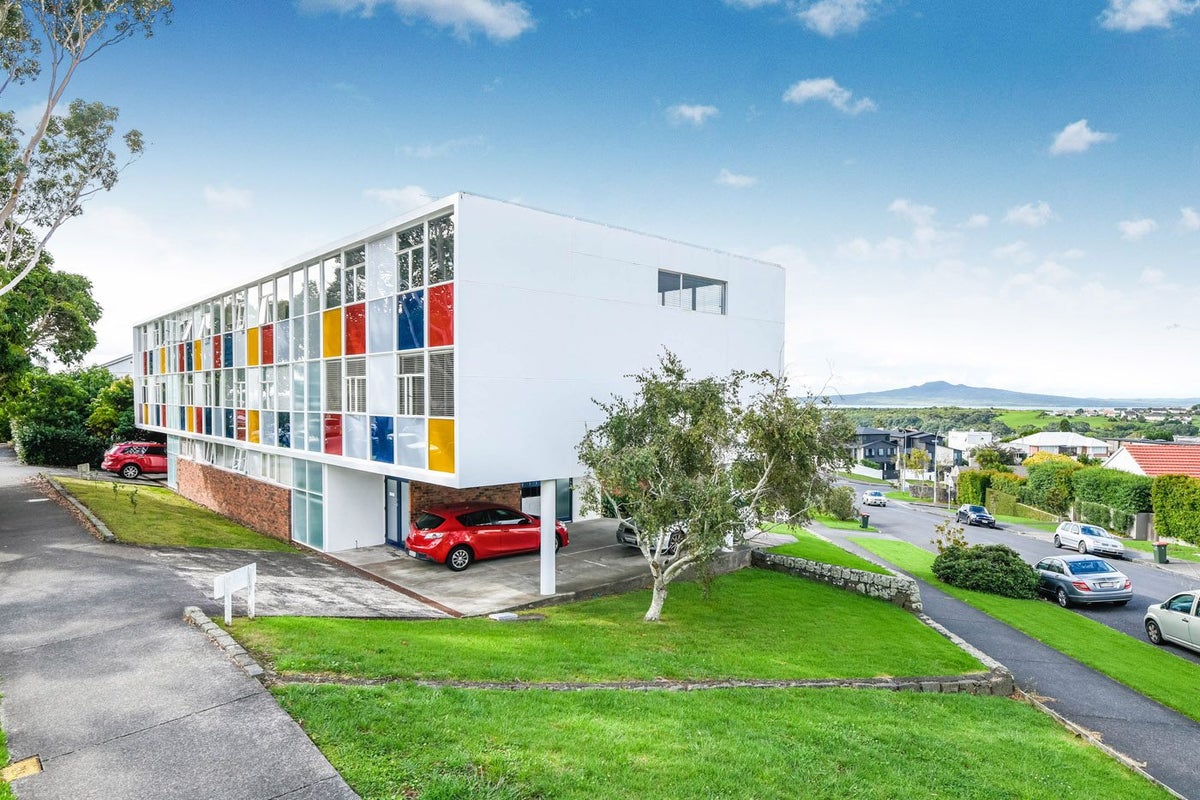 4/32 Coates Avenue, Orakei, Auckland - Carousel 1