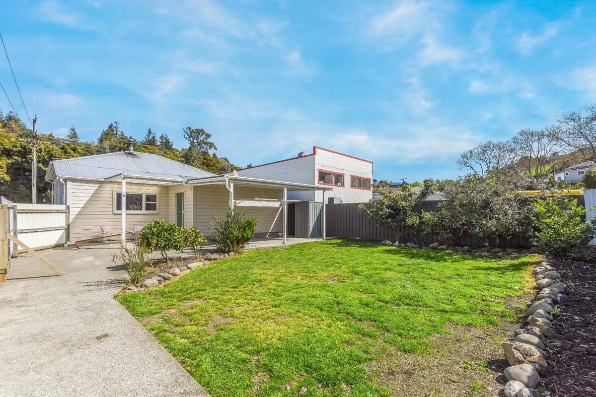 1 Rentone Street, Stepneyville, Nelson - Carousel 2