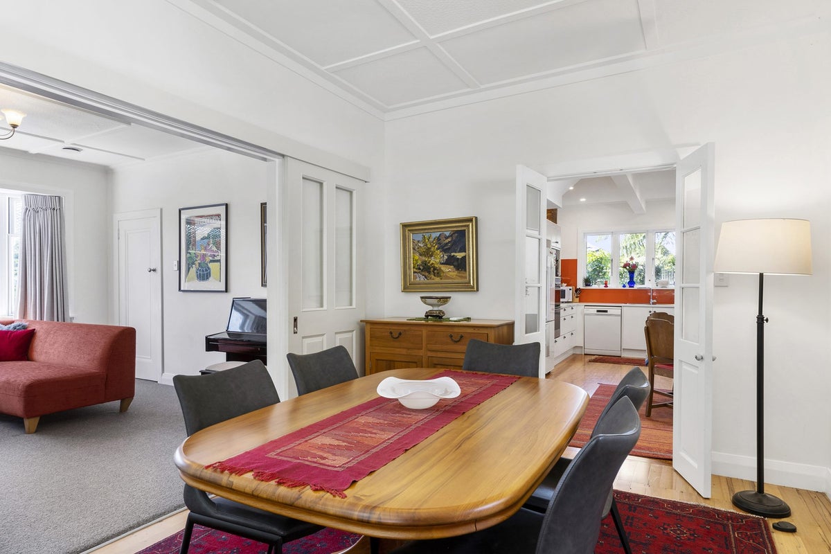 385A Karori Road, Karori, Wellington - Carousel 2