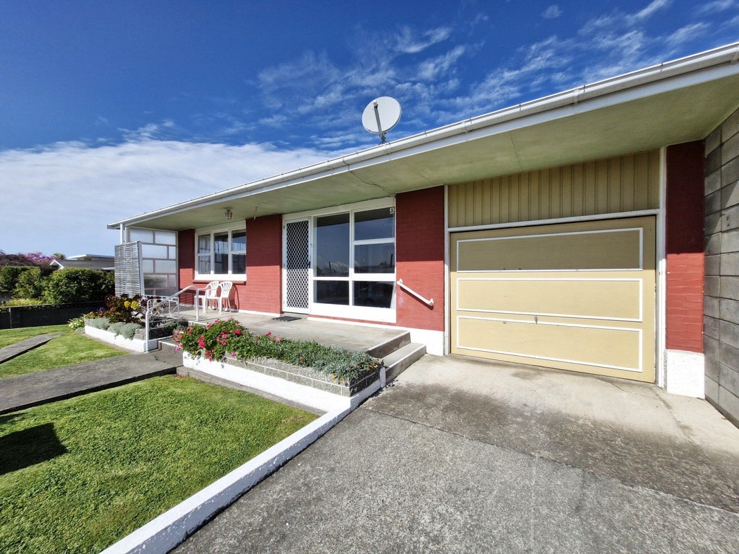 2A Newbourne Crescent, Redwoodtown, Blenheim - Carousel 1