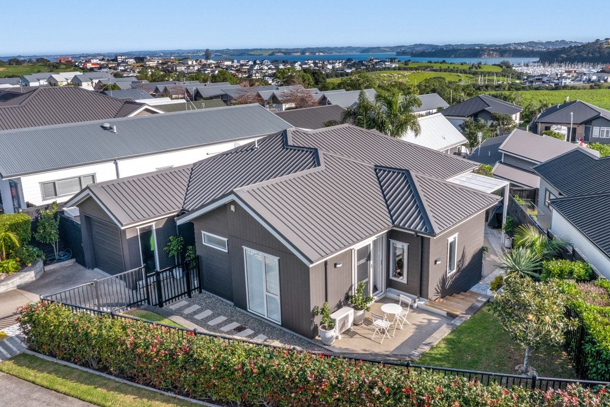 53 Barcliff Terrace, Gulf Harbour, Whangaparaoa - Carousel 1