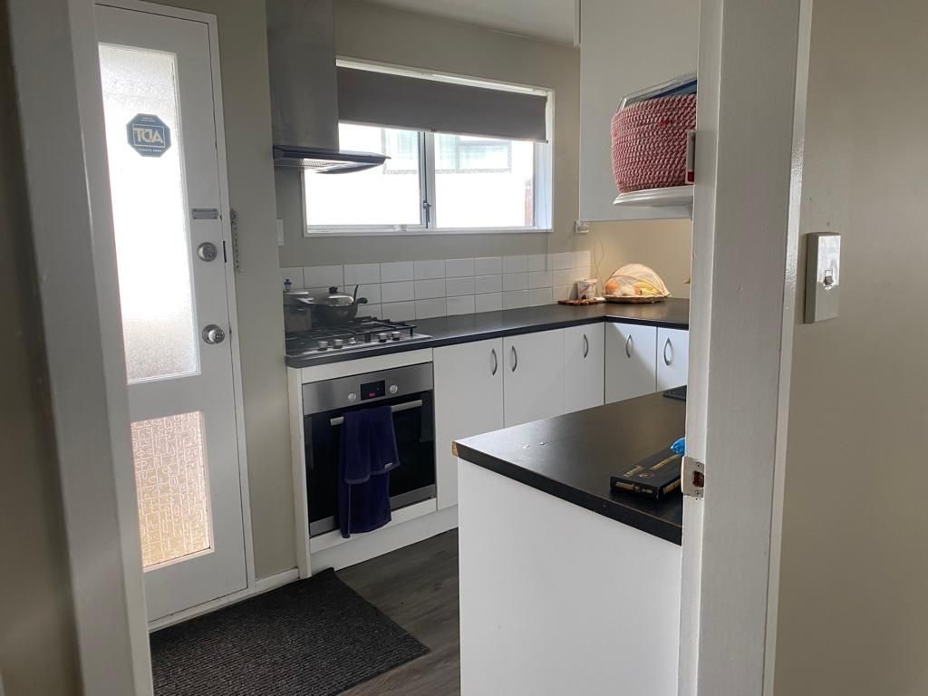 11 Becks Close, Kelson, Lower Hutt - Carousel 2