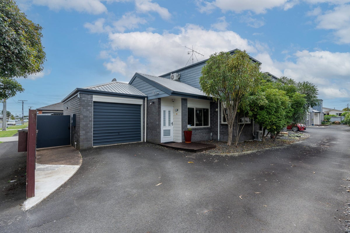 28 Maitland Street, Frankton, Hamilton - Carousel 1