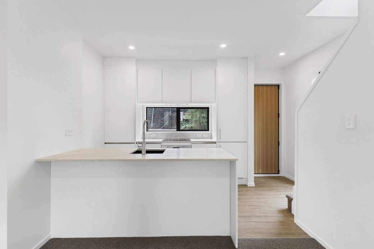 9/1 Grand View Road, Remuera, Auckland - Carousel 1