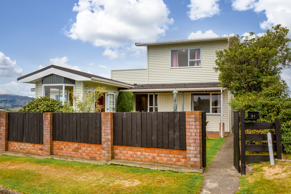 21 The Anchorage, Whitby, Porirua - Carousel 2