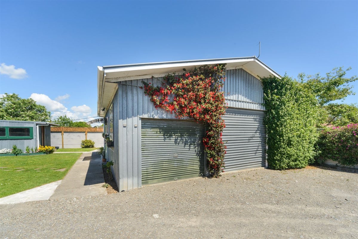 124 Limbrick Street, Terrace End, Palmerston North - Carousel 2