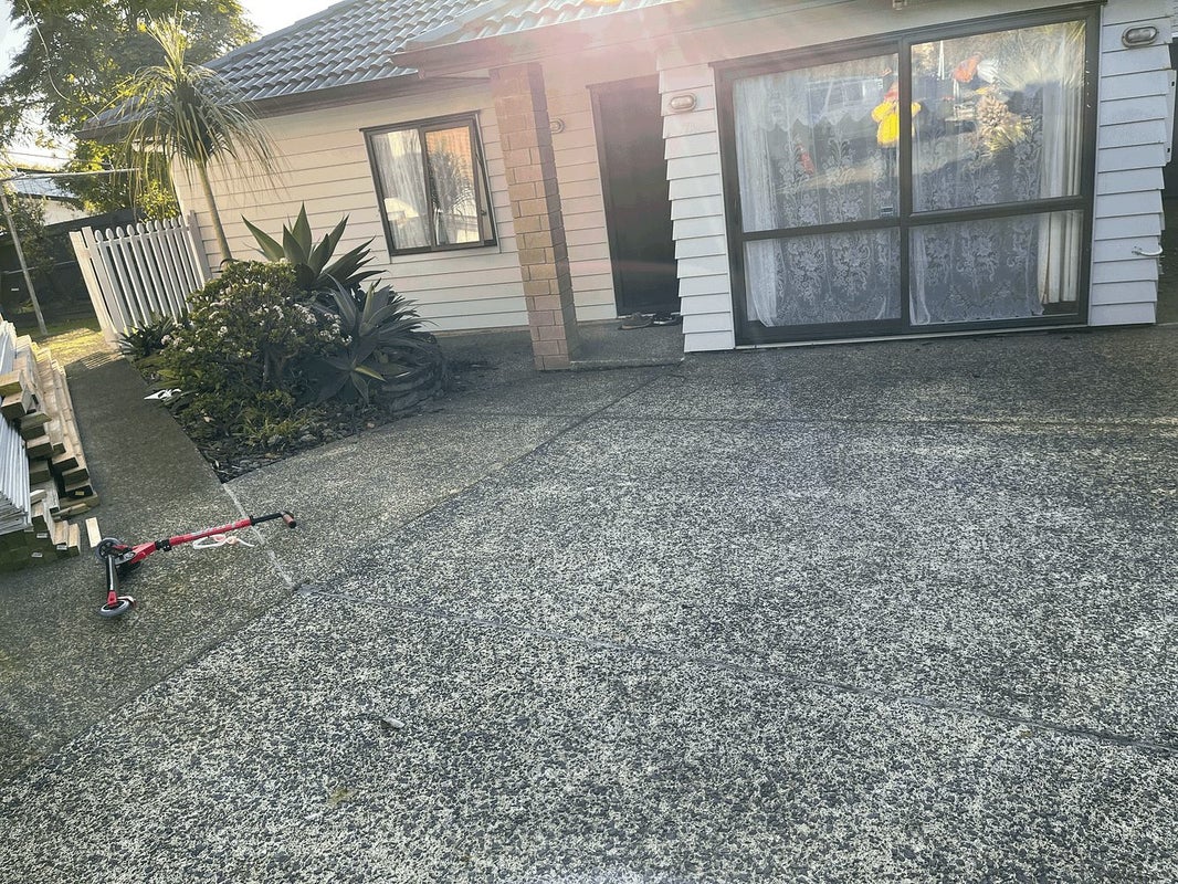 7 Chip Grove, Sunnyhills, Auckland - Carousel 2