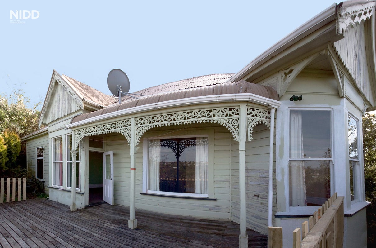 1 Clifford Street, Dalmore, Dunedin - Carousel 1