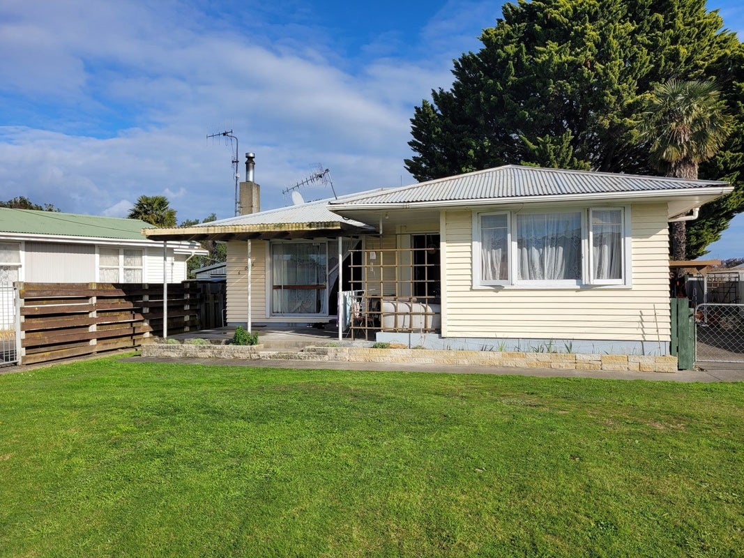 606 Huia Street, Camberley, Hastings - Carousel 1