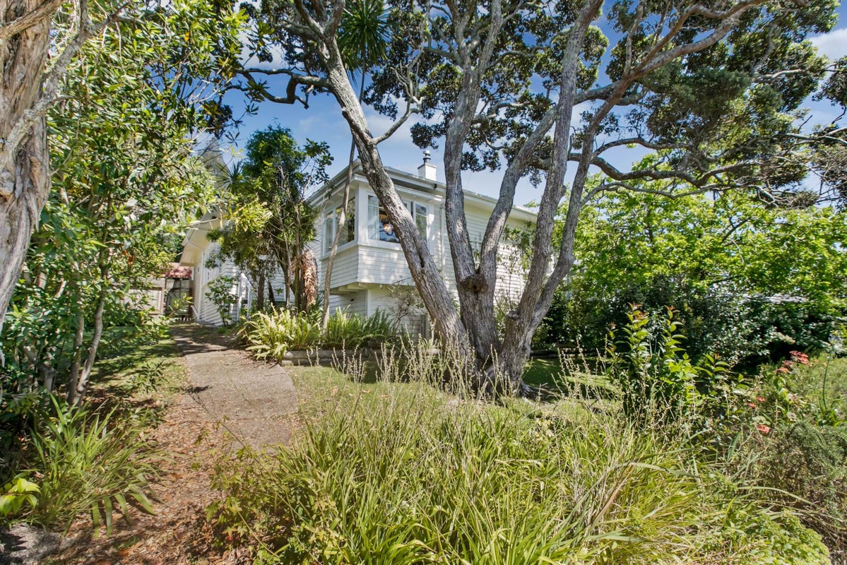 2 Standen Avenue, Remuera, Auckland - Carousel 2
