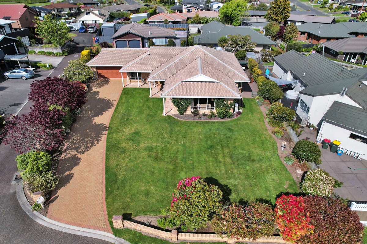 33 Carter Drive, Pomare, Rotorua - Carousel 1