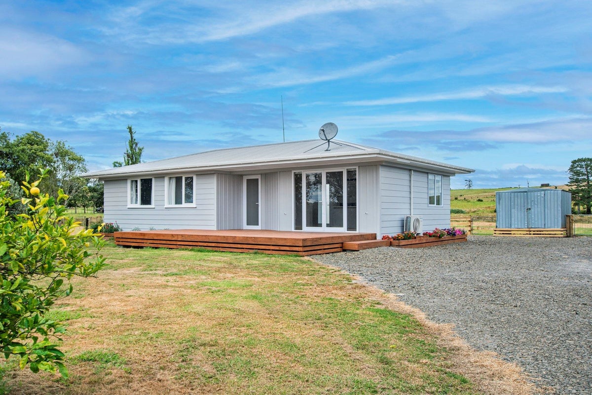 1047 Mangakahia Road, Whangarei - Carousel 2