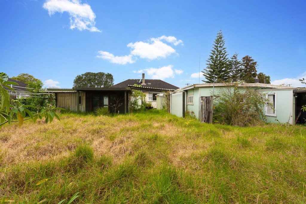 335 Blockhouse Bay Road, Avondale, Auckland - Carousel 12