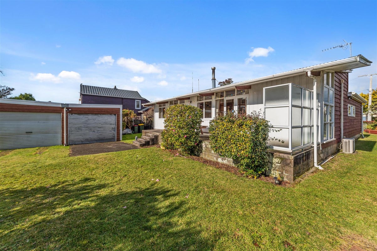 221 Malfroy Road, Utuhina, Rotorua - Carousel 1