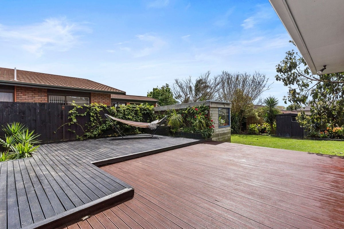 41 Lakeside Drive, Pahurehure, Papakura - Carousel 8