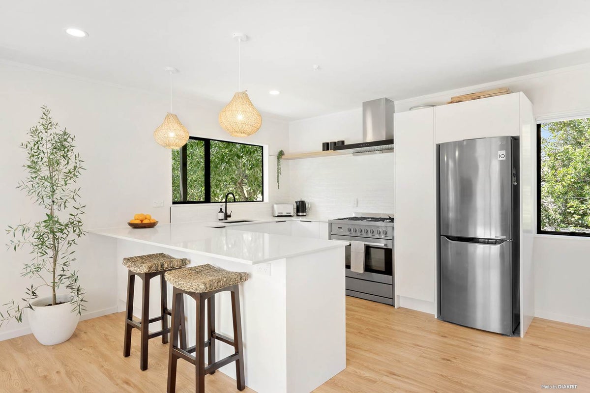 20 Springtime Crescent, Stanmore Bay, Whangaparaoa - Carousel 21