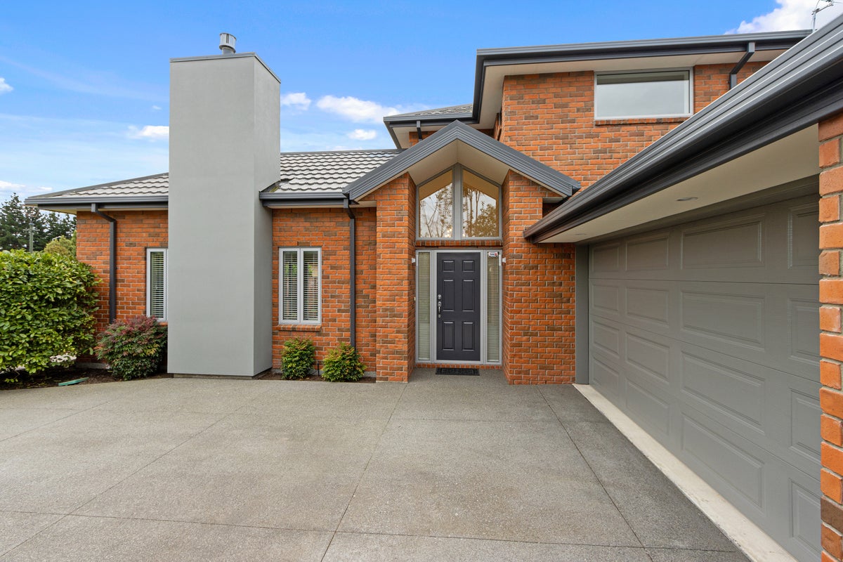 4 Wildhawk Place, Shirley, Christchurch - Carousel 2