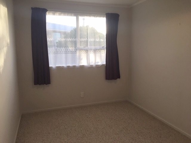 15A Trispen Place, Camborne, Porirua - Carousel 8